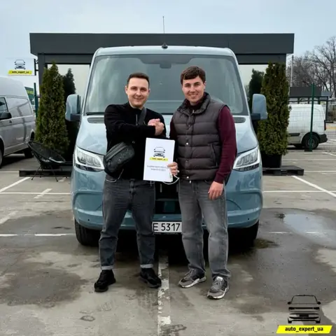 Mercedes-Benz Sprinter 319 Passenger — передача новому власнику