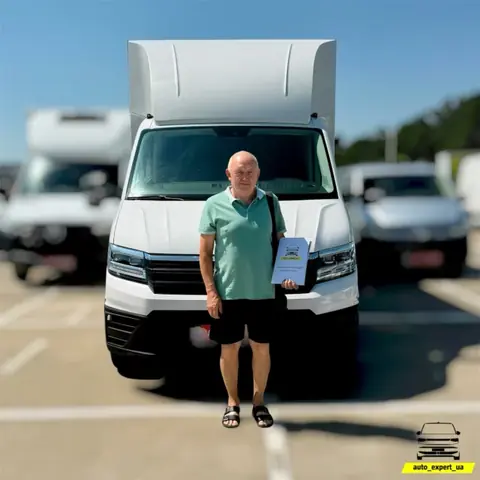 Volkswagen Crafter 2022 — передача новому власнику