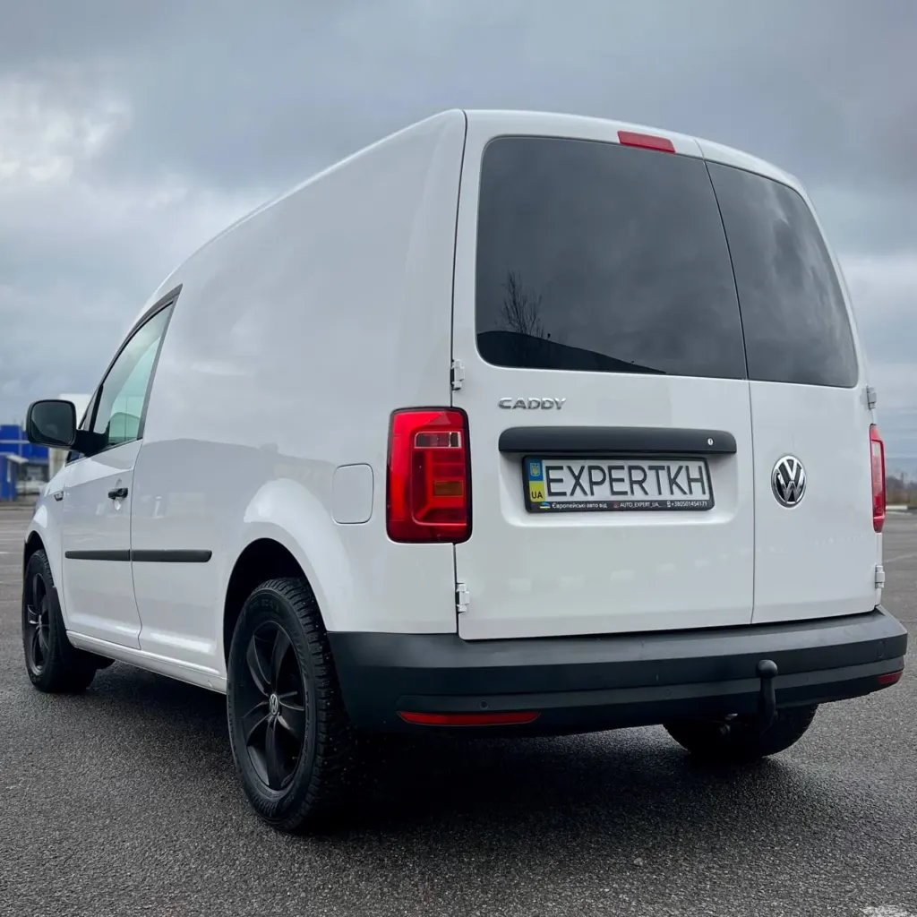 Volkswagen Caddy — фото 7
