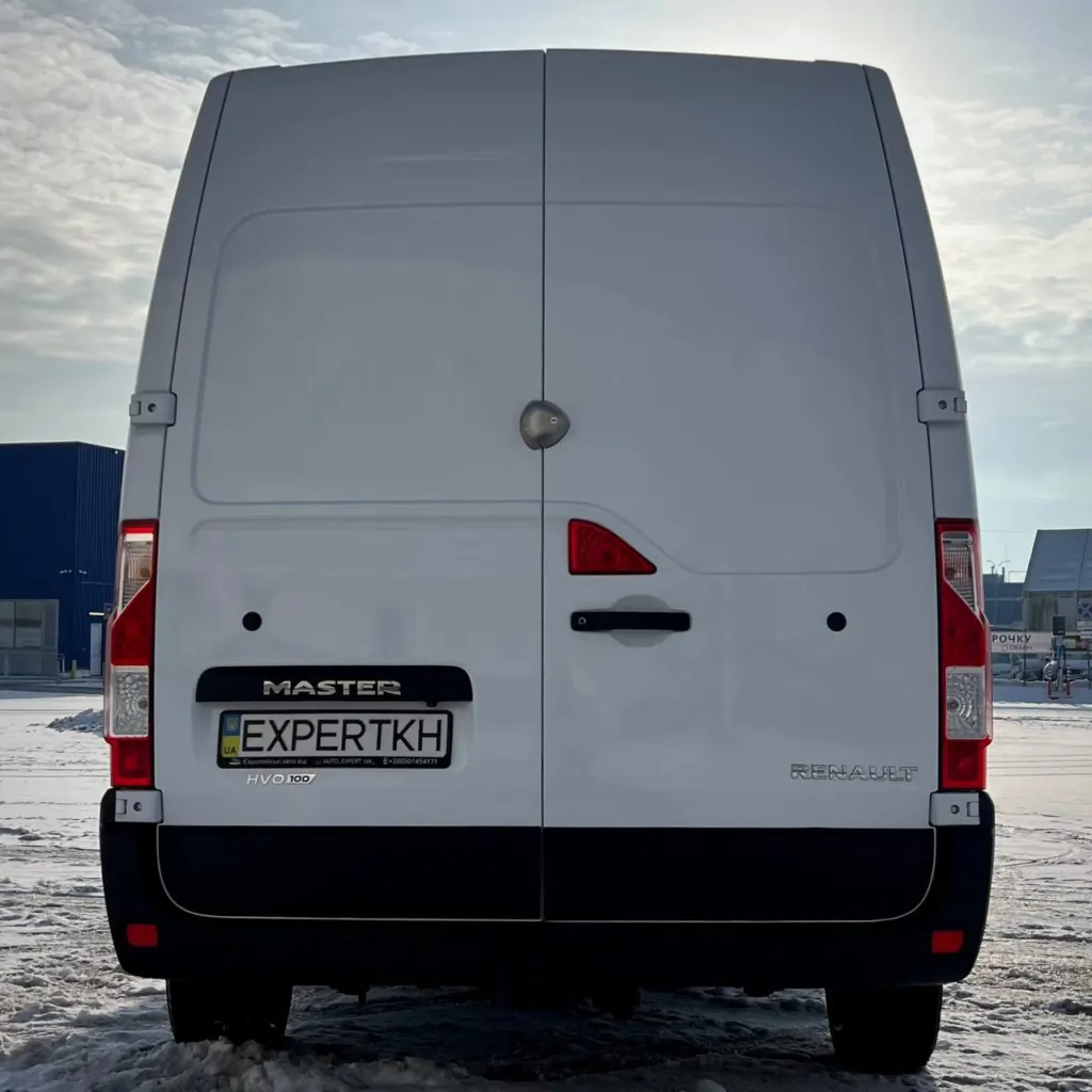 Renault Master L2H2 — фото 5