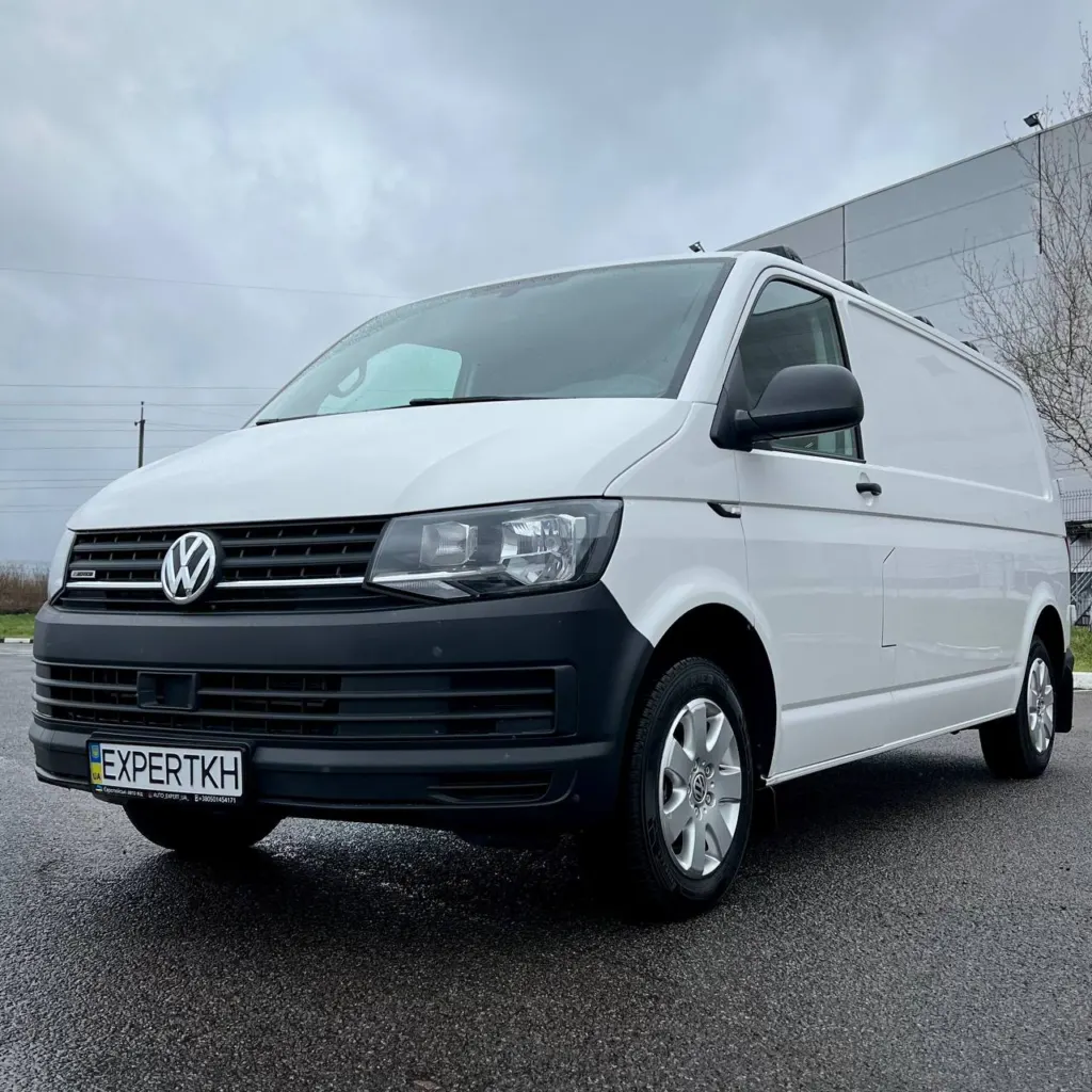Volkswagen Transporter Long 2019