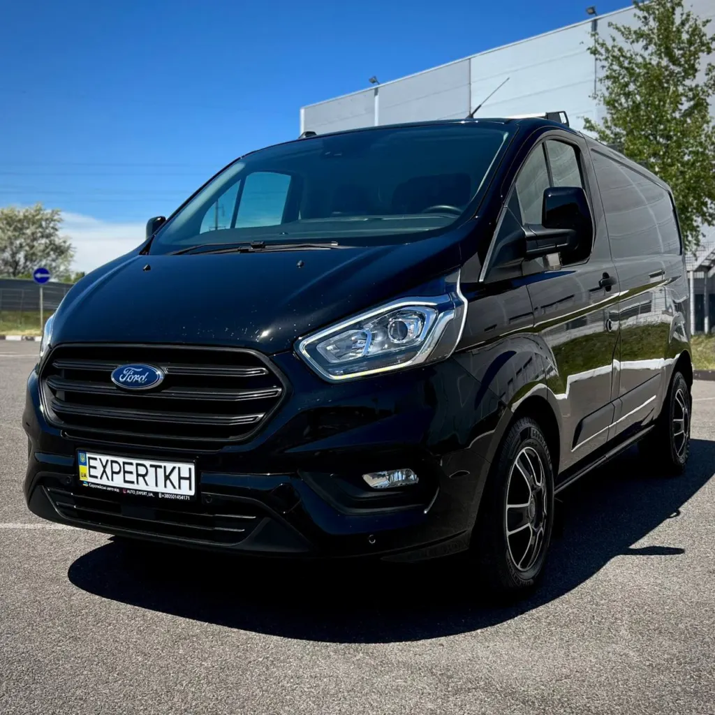 Ford Transit Custom — фото 1