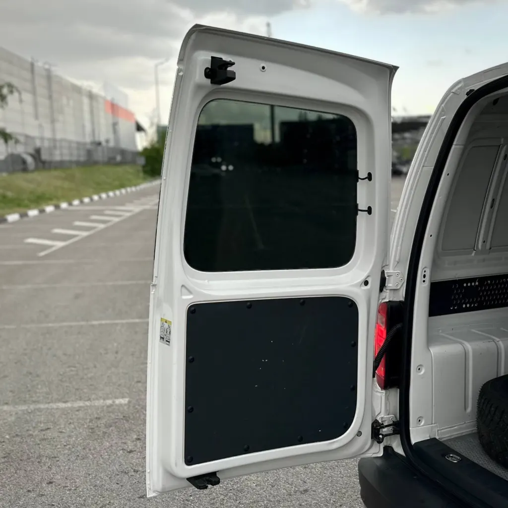 Volkswagen Caddy — фото 11