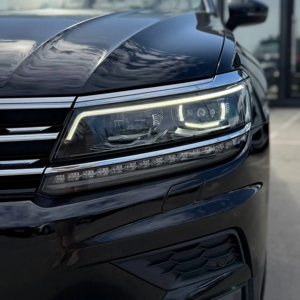 Volkswagen Tiguan — фото 9
