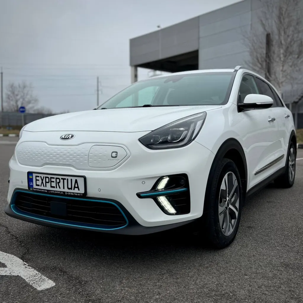 Kia Niro — фото 1