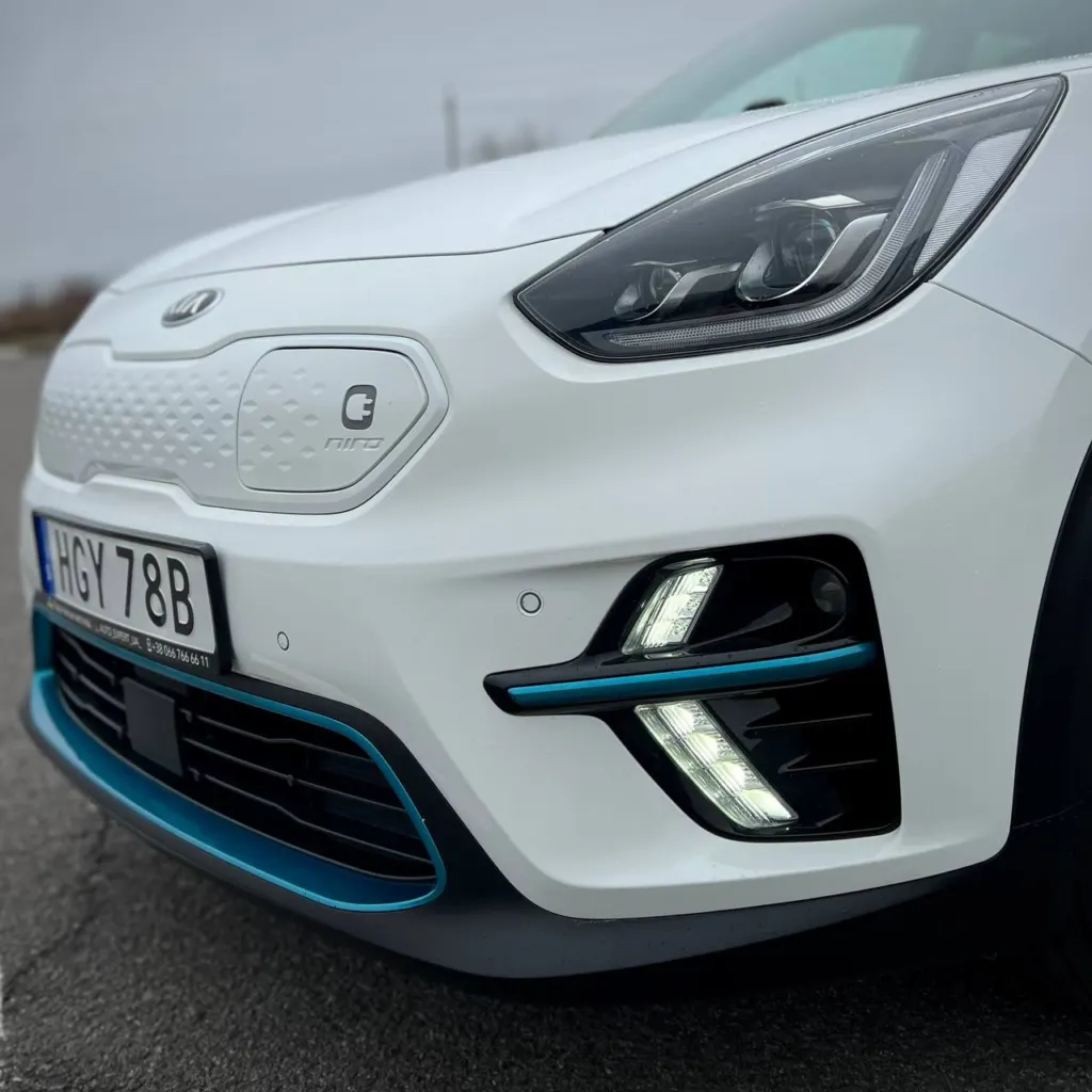 Kia Niro — фото 12