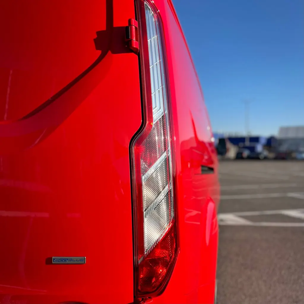 Ford Transit Custom Long — фото 11
