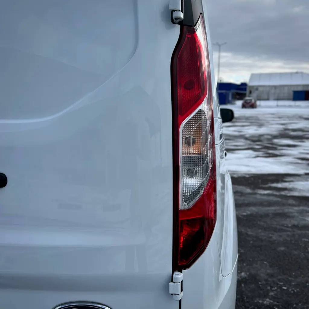 Ford Transit Connect Long — фото 9