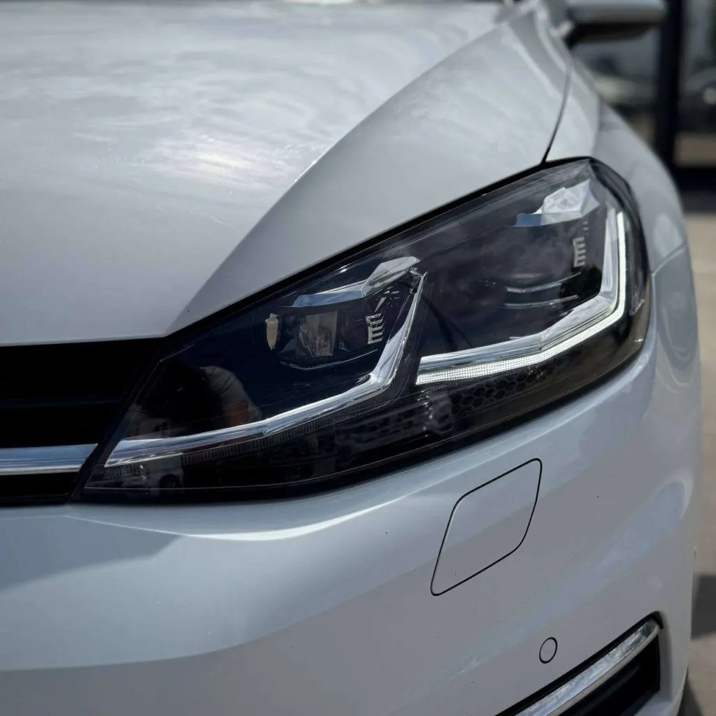 Volkswagen Golf — фото 10