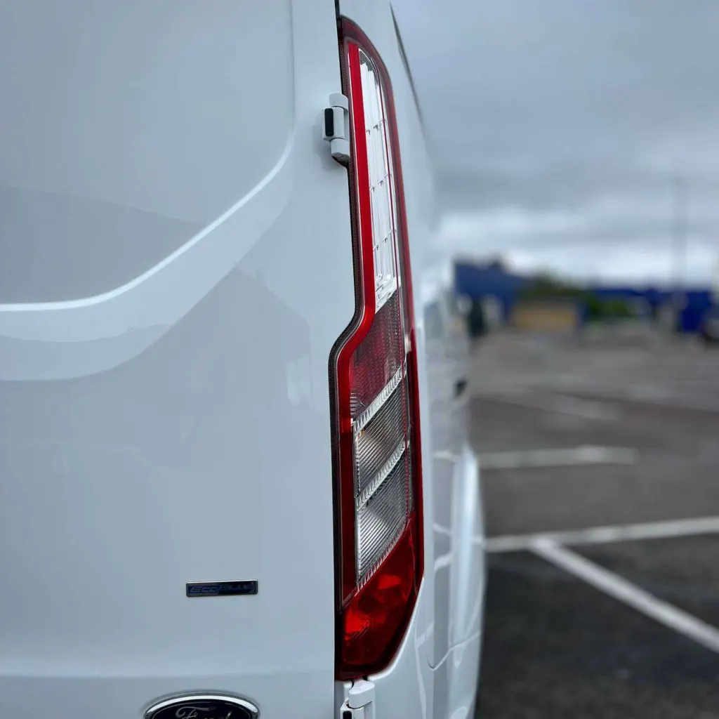 Ford Transit Custom Long — фото 10