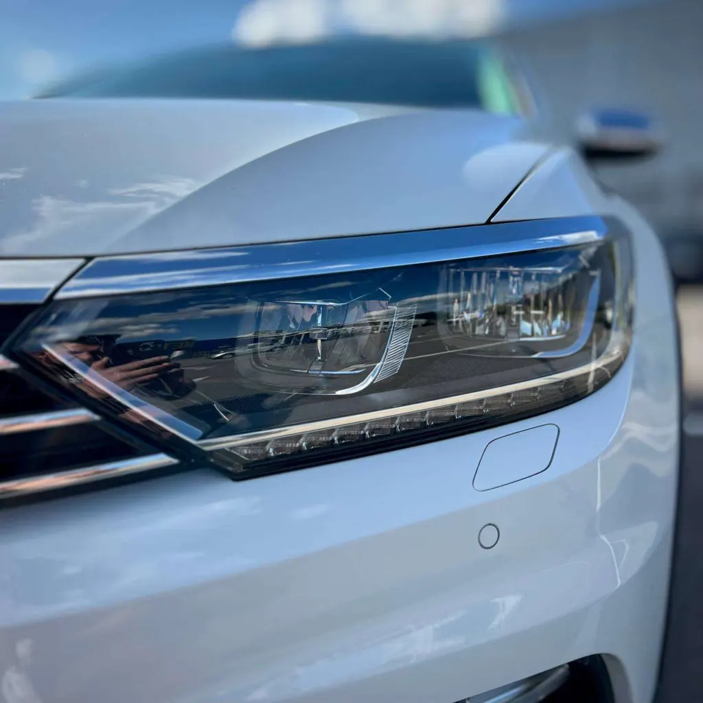 Volkswagen Passat Alltrack — фото 9