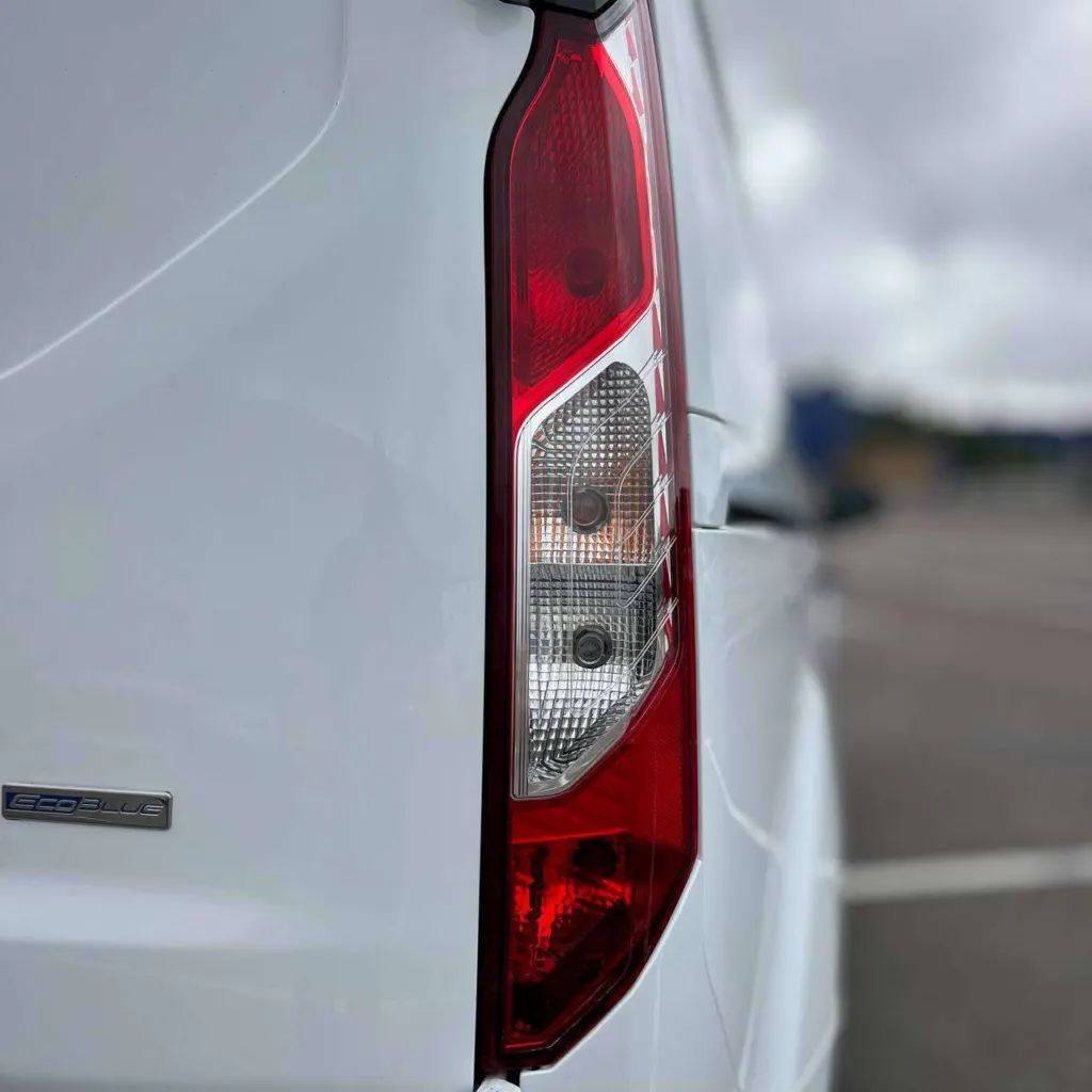 Ford Transit Connect Long — фото 9