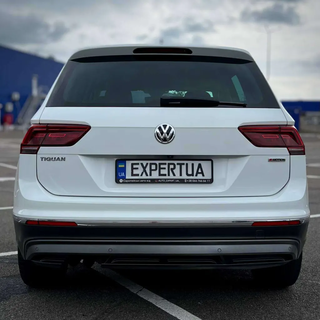 Volkswagen Tiguan — фото 5