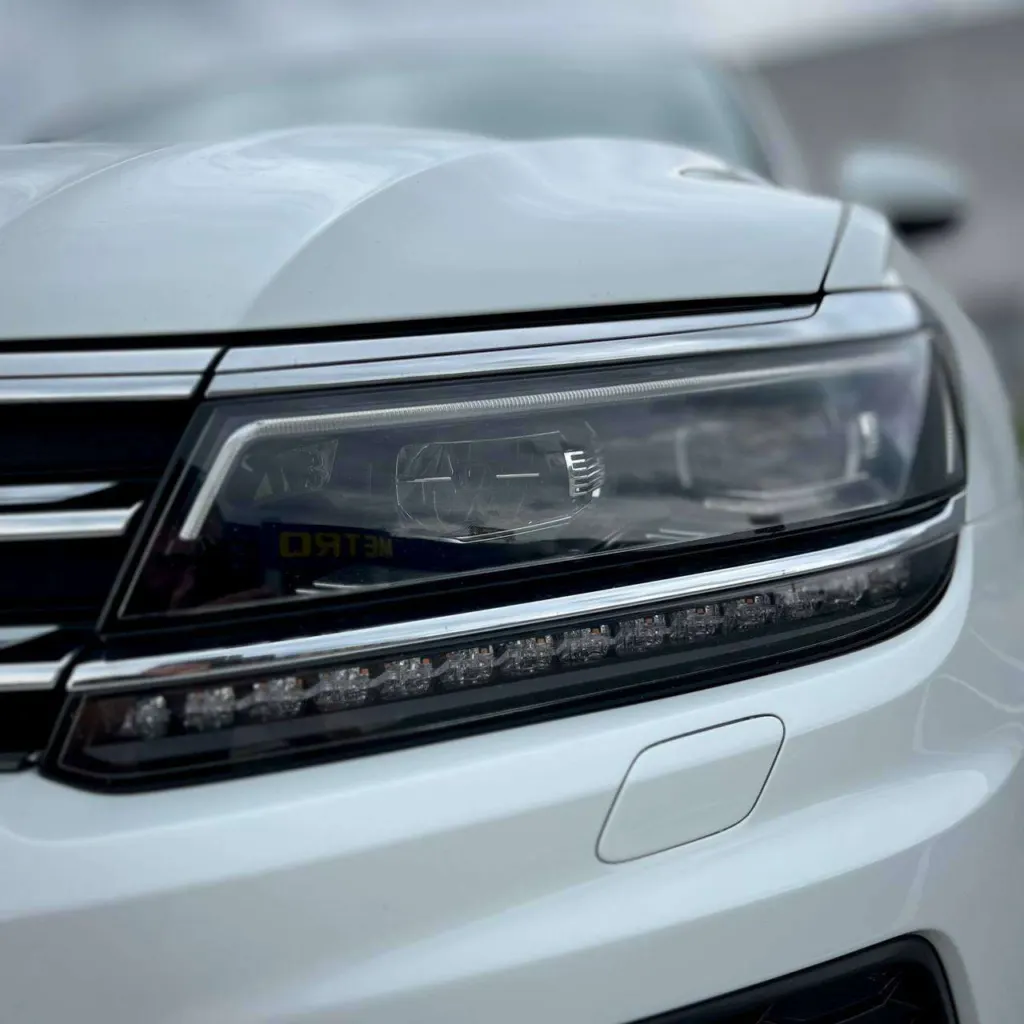 Volkswagen Tiguan — фото 9