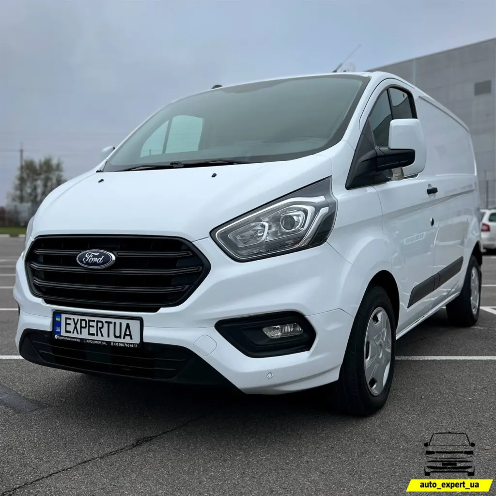 Ford Transit Custo — фото 1
