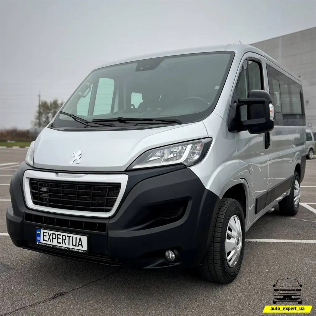 Peugeot Boxer (Passenger 8+1) 2019