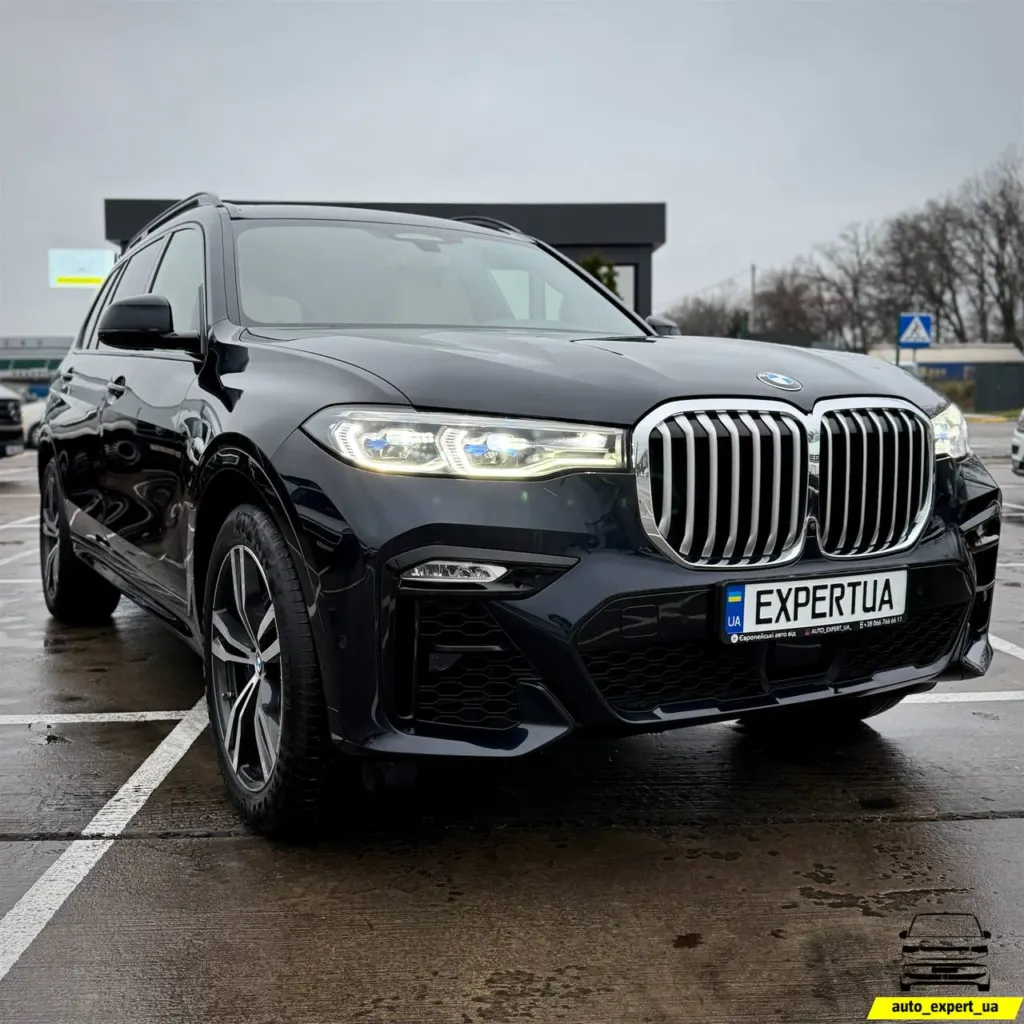 BMW X7 40d — фото 3