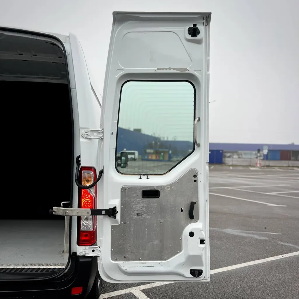 Renault Master L2H2 Вантажопасажирський — фото 9