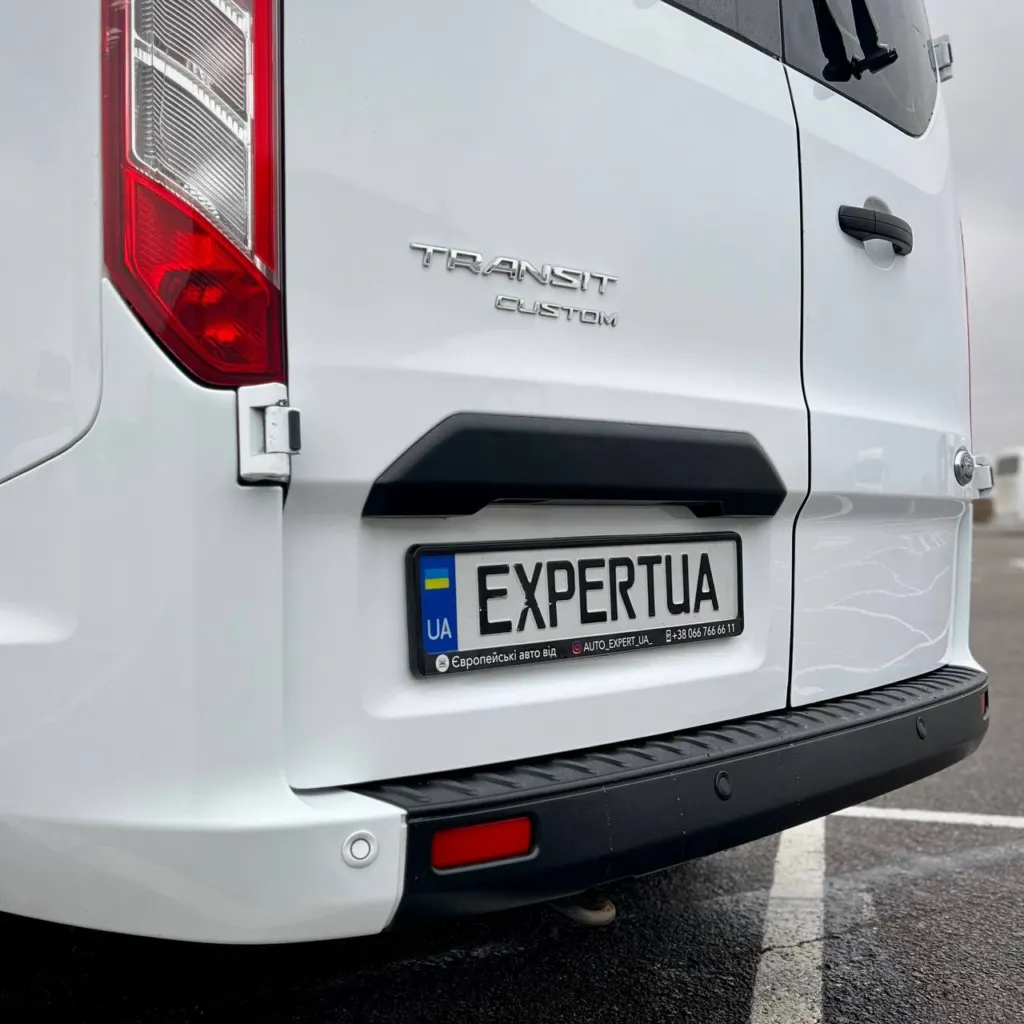 Ford Transit Custom — фото 12