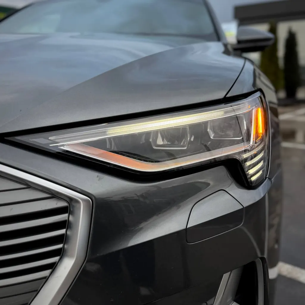 Audi E-tron 55 Quattro Prestige — фото 9