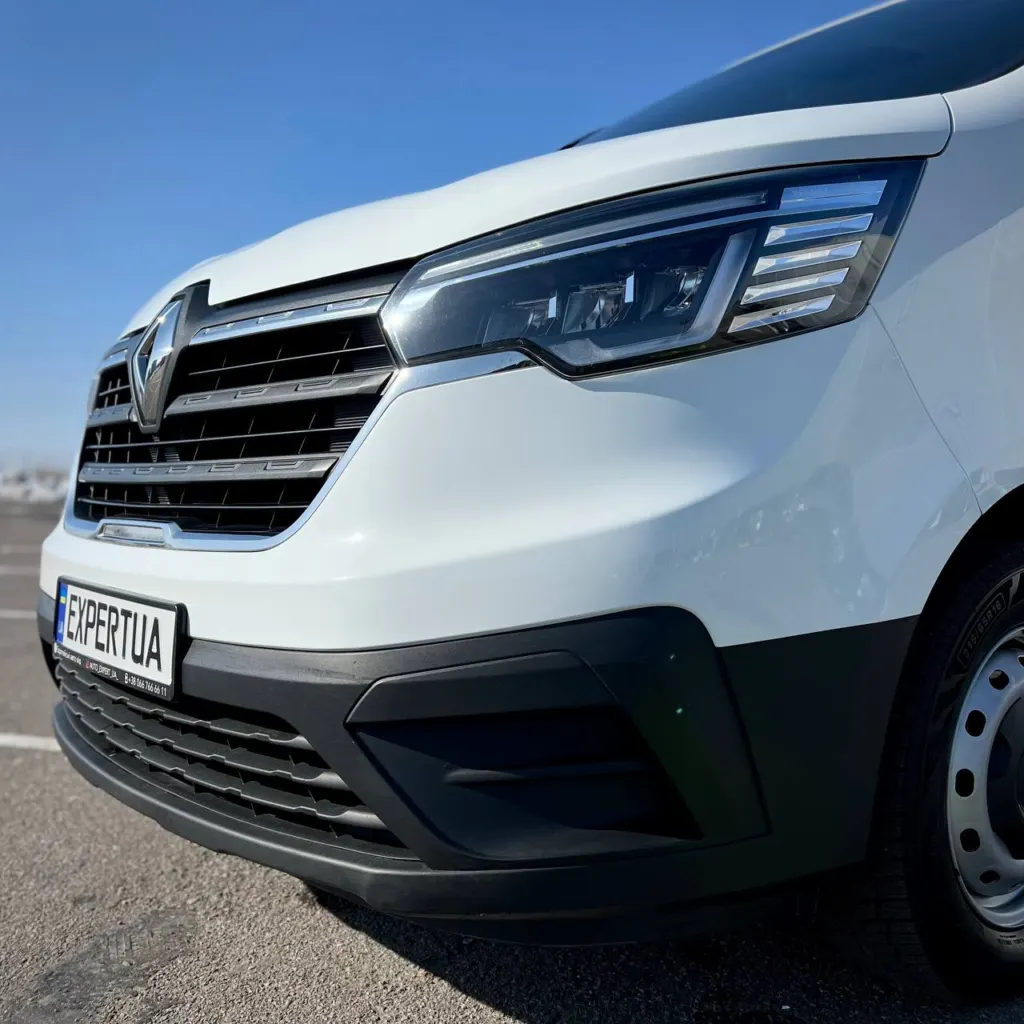 Renault Trafic Long Вантажопасажирській — фото 12