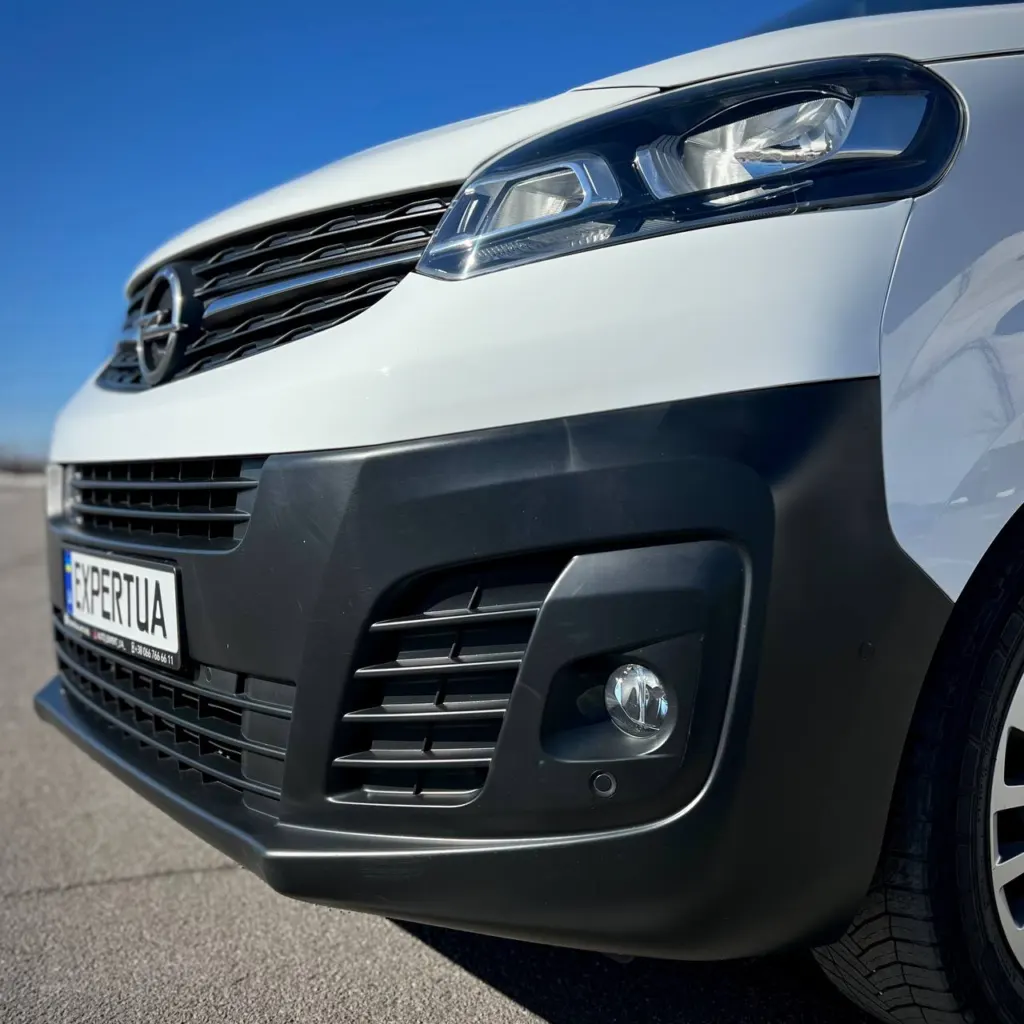 Opel Vivaro Extra Long Вантажопасажирський — фото 11