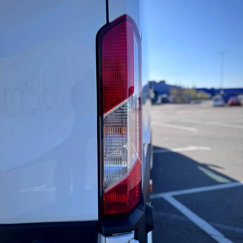 Ford Transit L4 H3 — фото 12