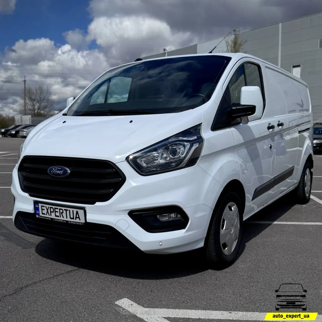 Ford Transit Custom Long — фото 1