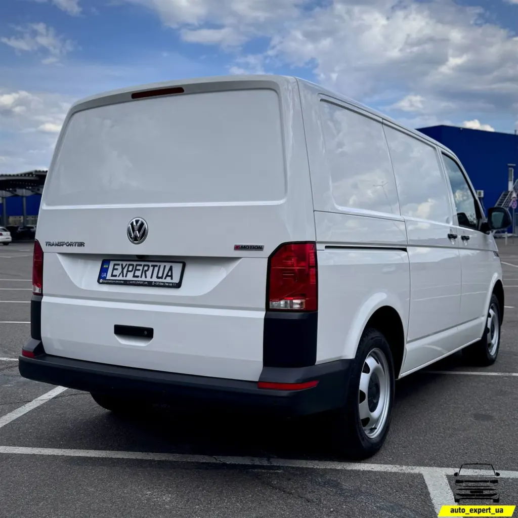 Volkswagen Transporter — фото 2