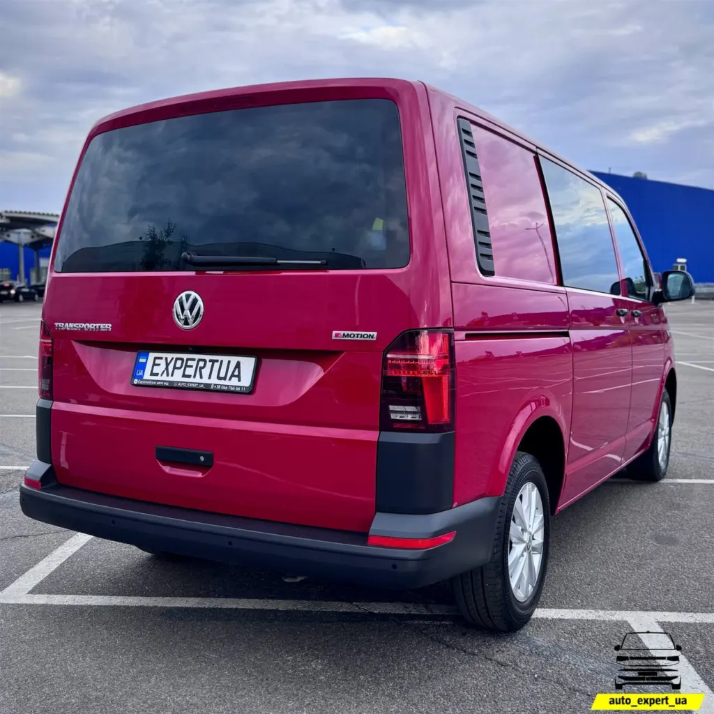 Volkswagen Transporter — фото 2
