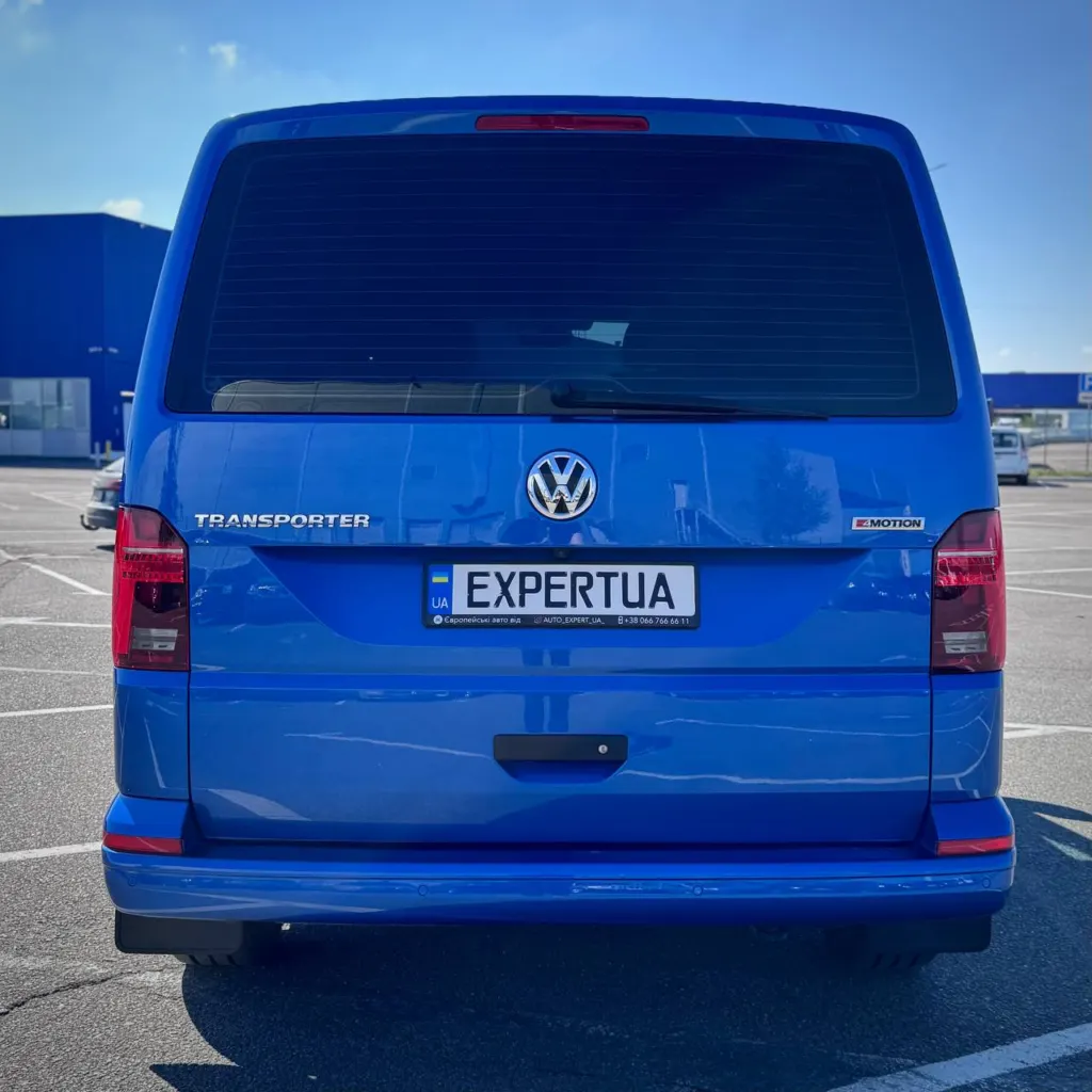 Volkswagen Transporter — фото 5