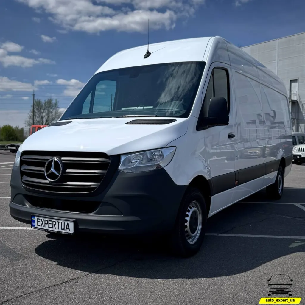 Mercedes-Benz Sprinter 317 L3H2 — фото 1