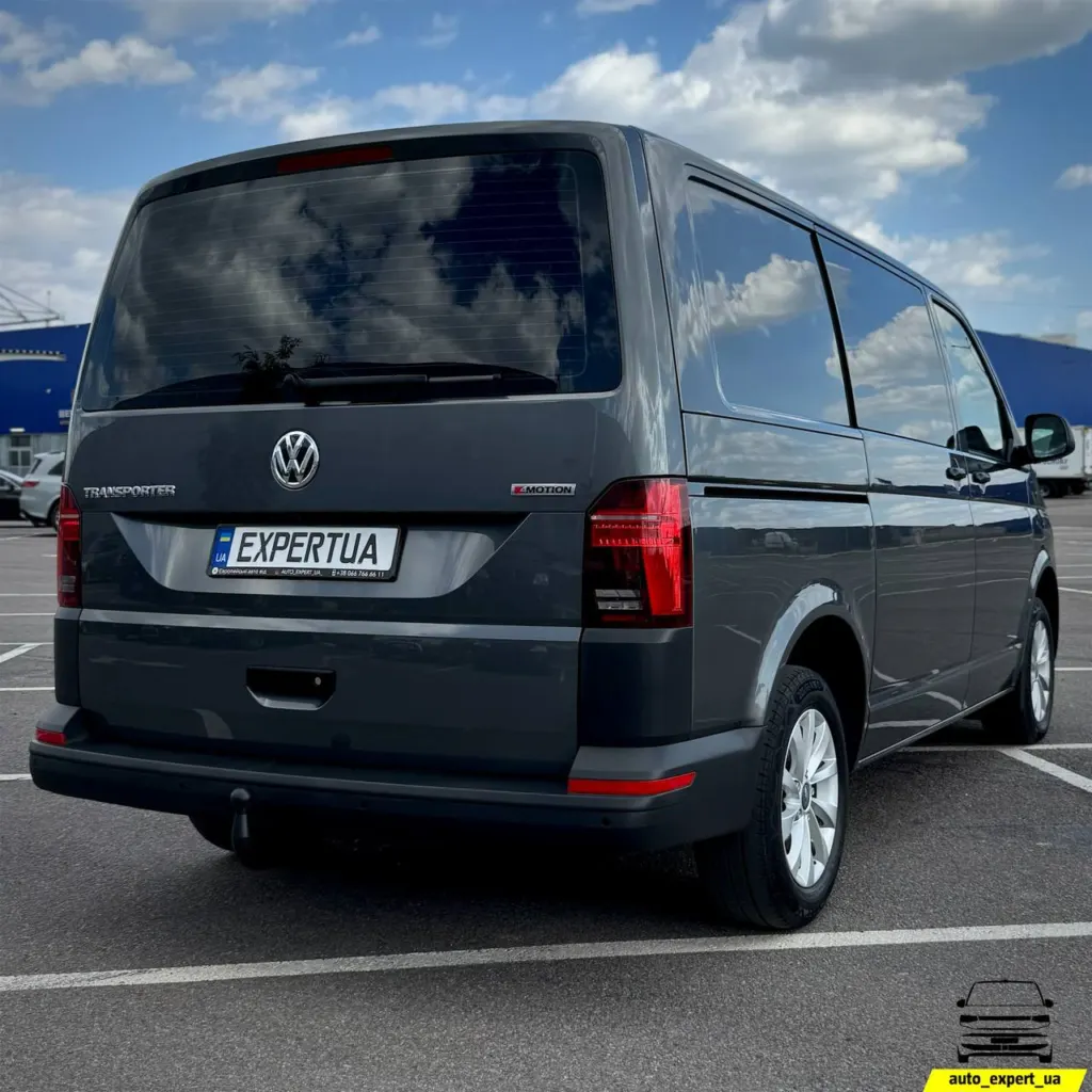 Volkswagen Transporter — фото 2