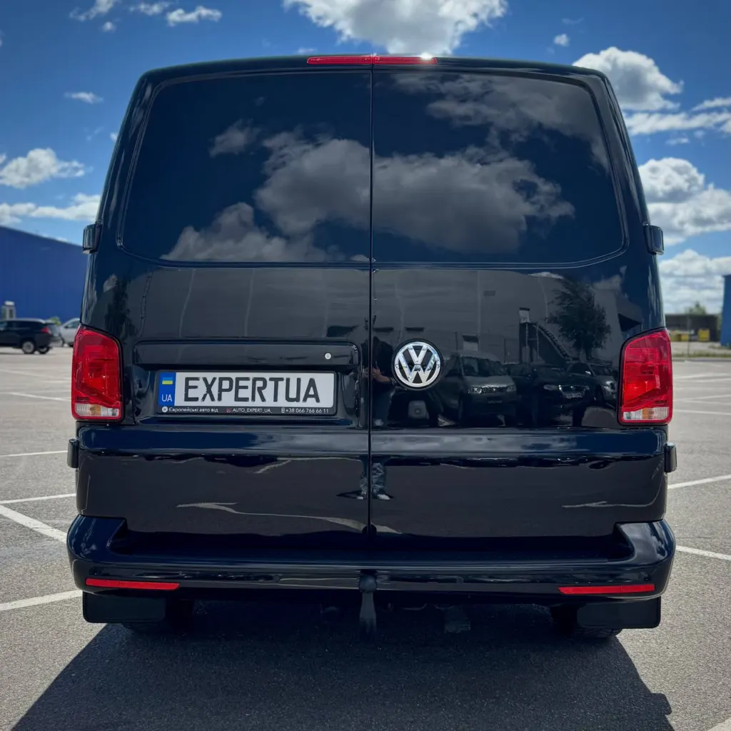 Volkswagen Transporter — фото 5