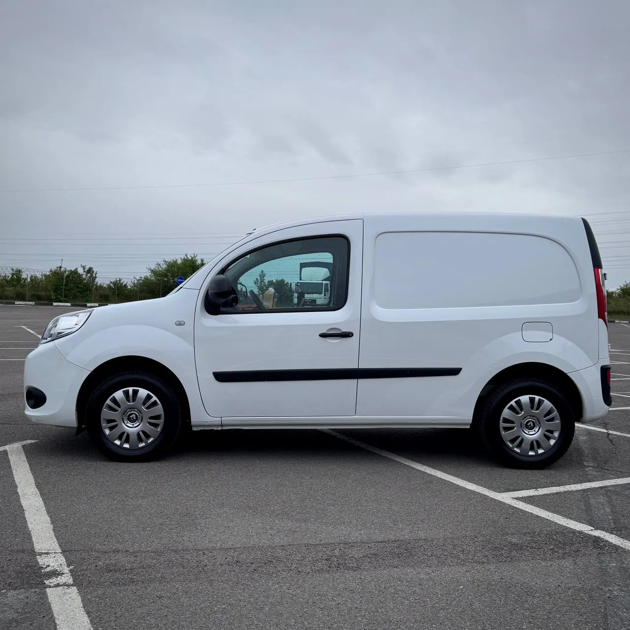Renault Kangoo — фото 7