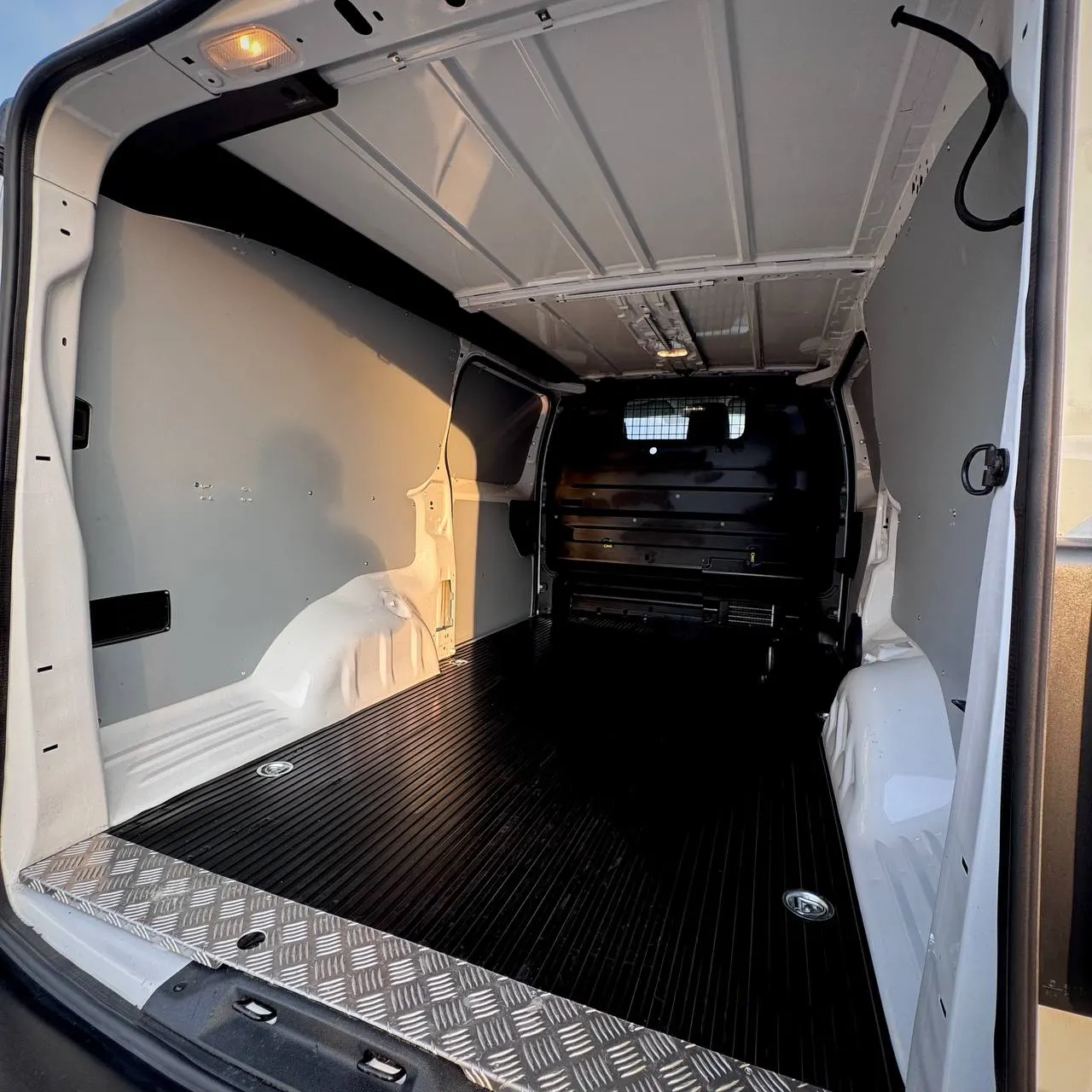 Toyota ProAce Extra Long — фото 48