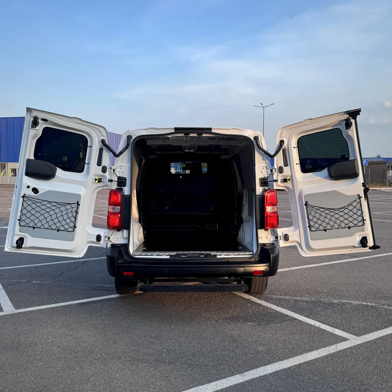 Toyota ProAce Extra Long — фото 45
