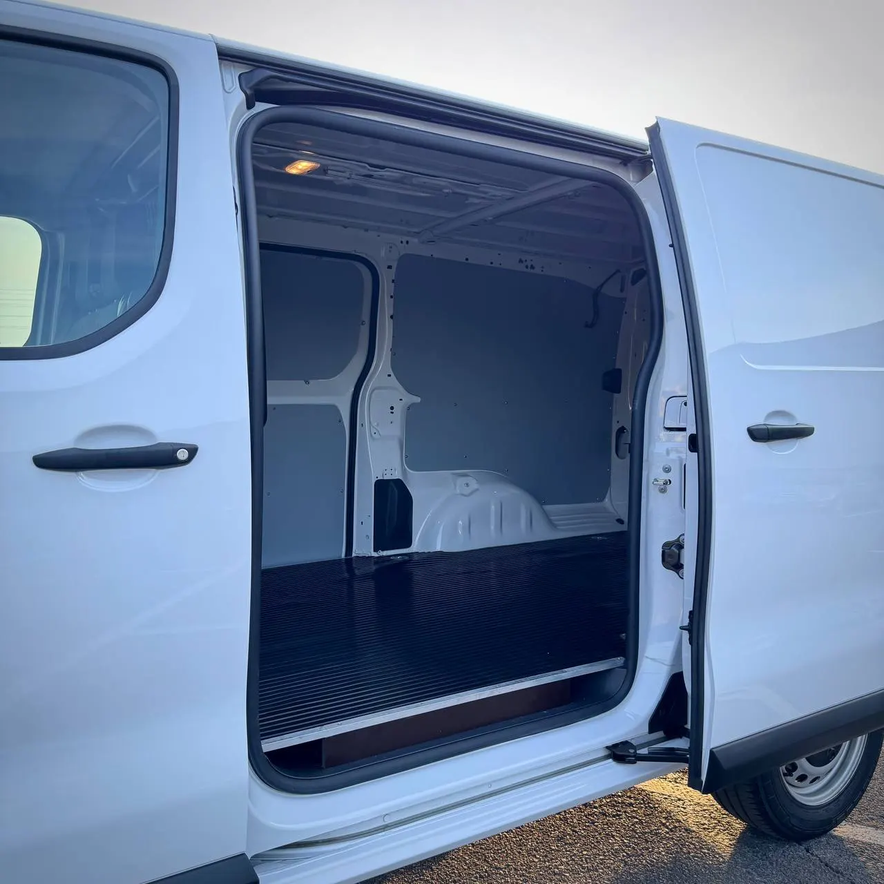 Toyota ProAce Extra Long — фото 41