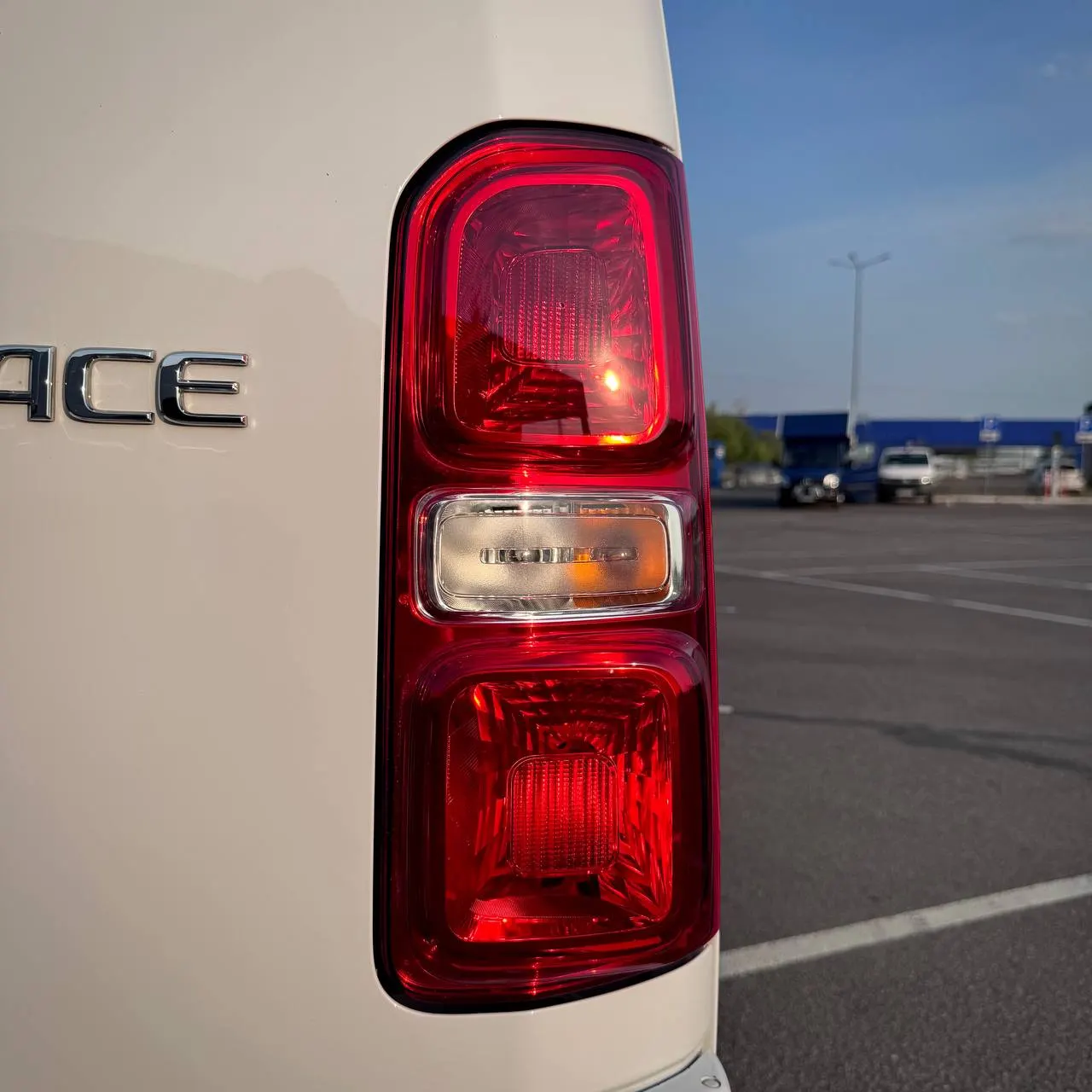 Toyota ProAce Extra Long — фото 12