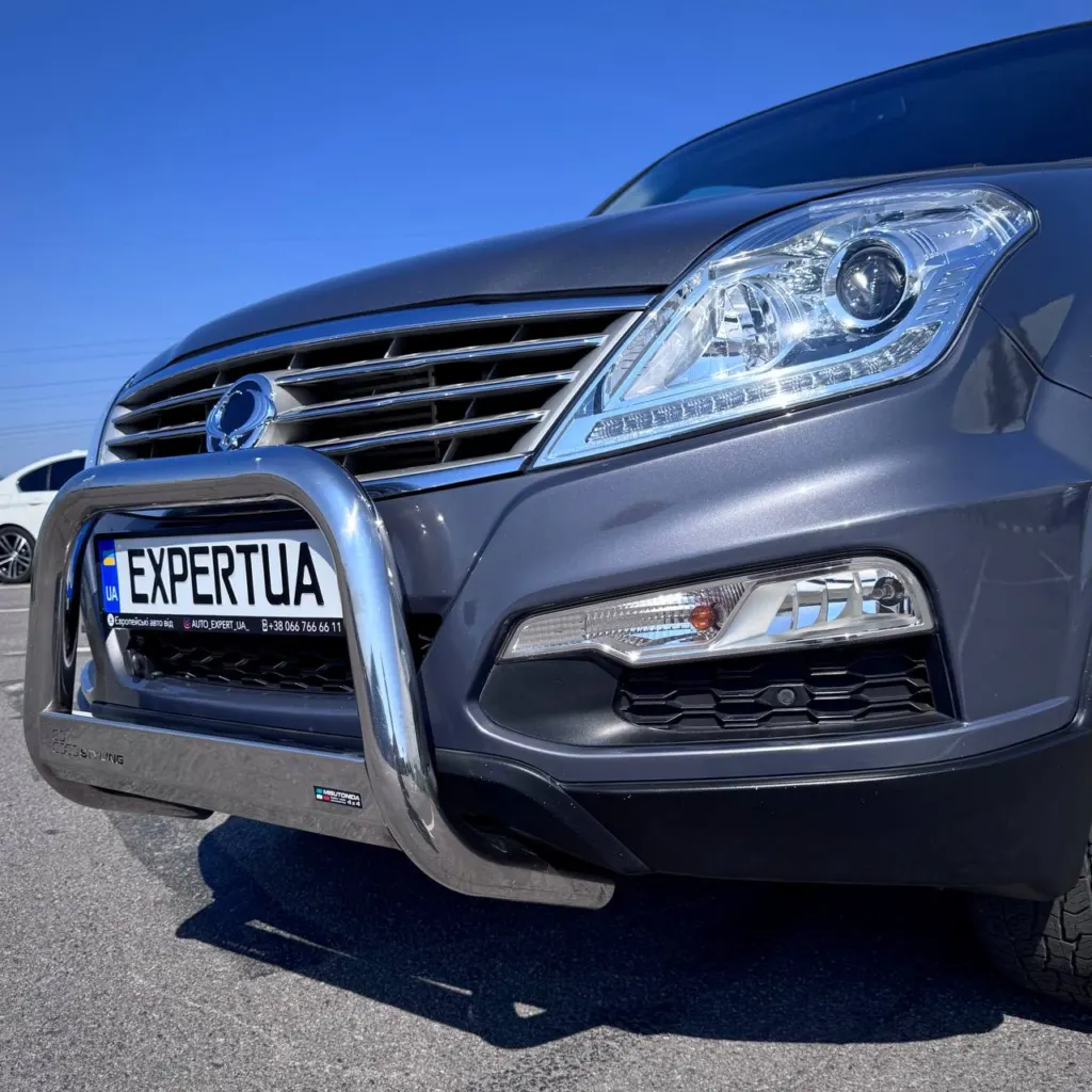 SsangYong Rexton — фото 9