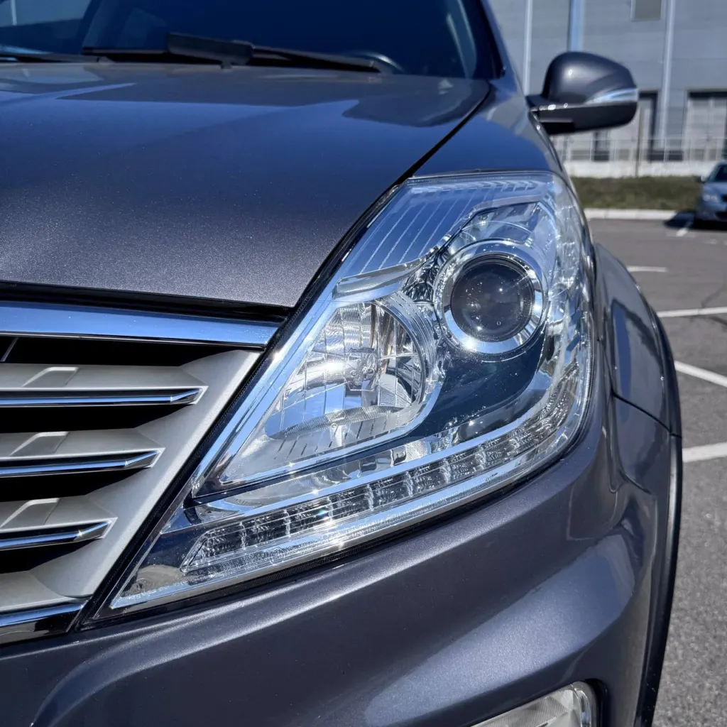 SsangYong Rexton — фото 10