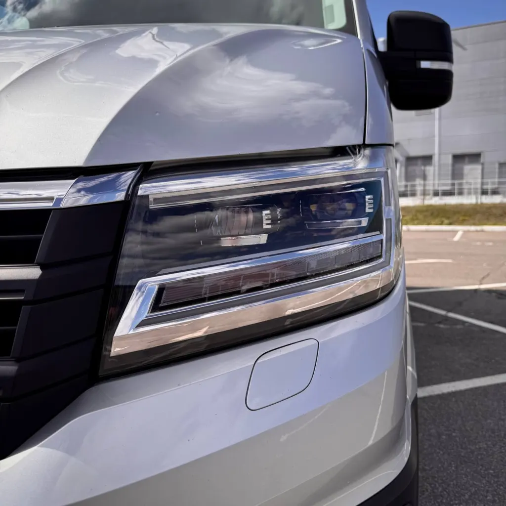 Volkswagen Crafter L2H2 Вантажопасажирський 5+1 — фото 10