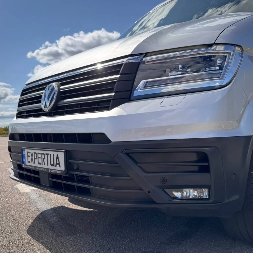 Volkswagen Crafter L2H2 Вантажопасажирський 5+1 — фото 9