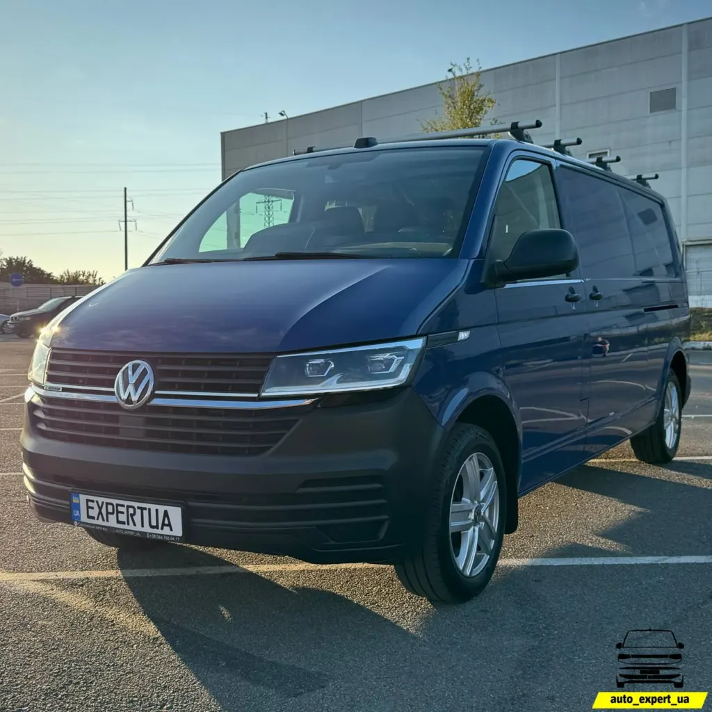 Volkswagen Transporter Long 2021