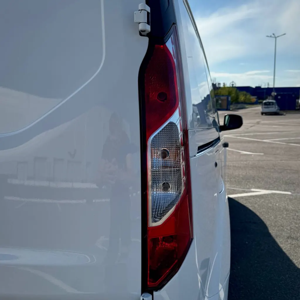 Ford Transit Connect Long — фото 12