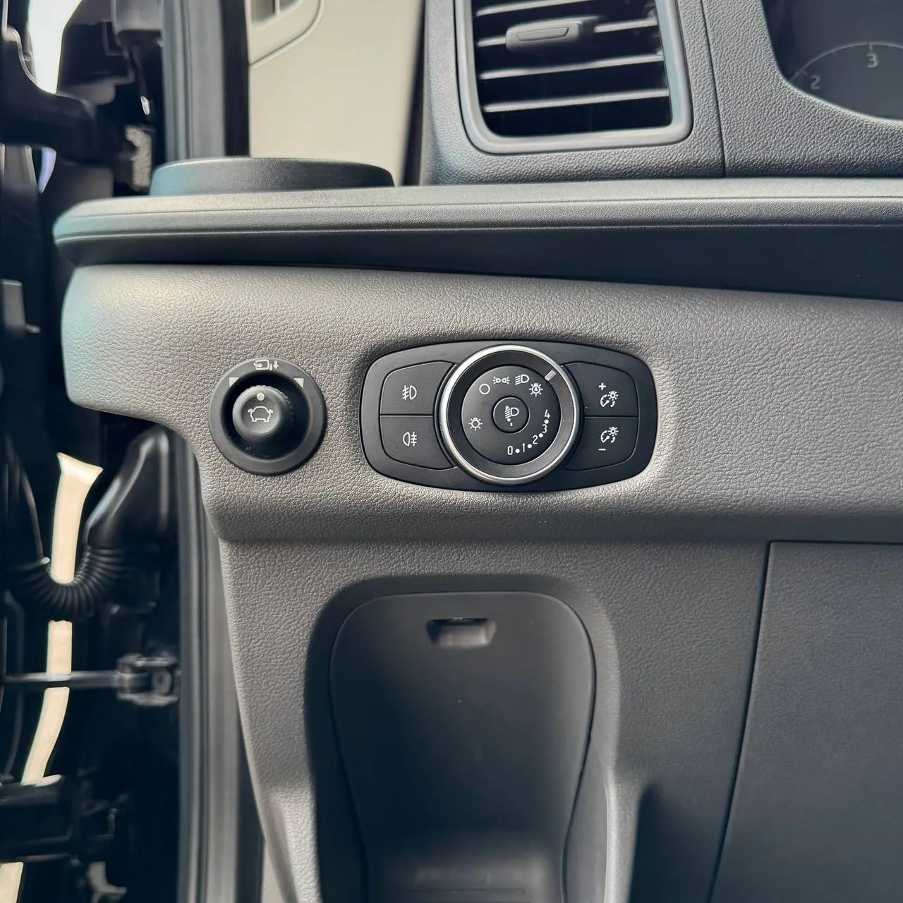 Ford Transit L3 H2 — фото 30