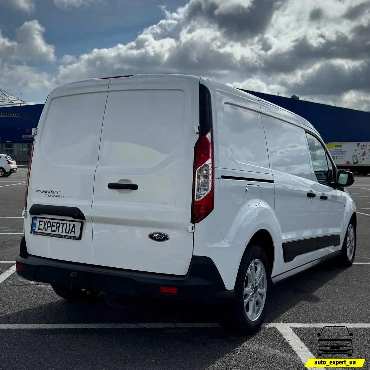 Ford Transit Connect Long — фото 4