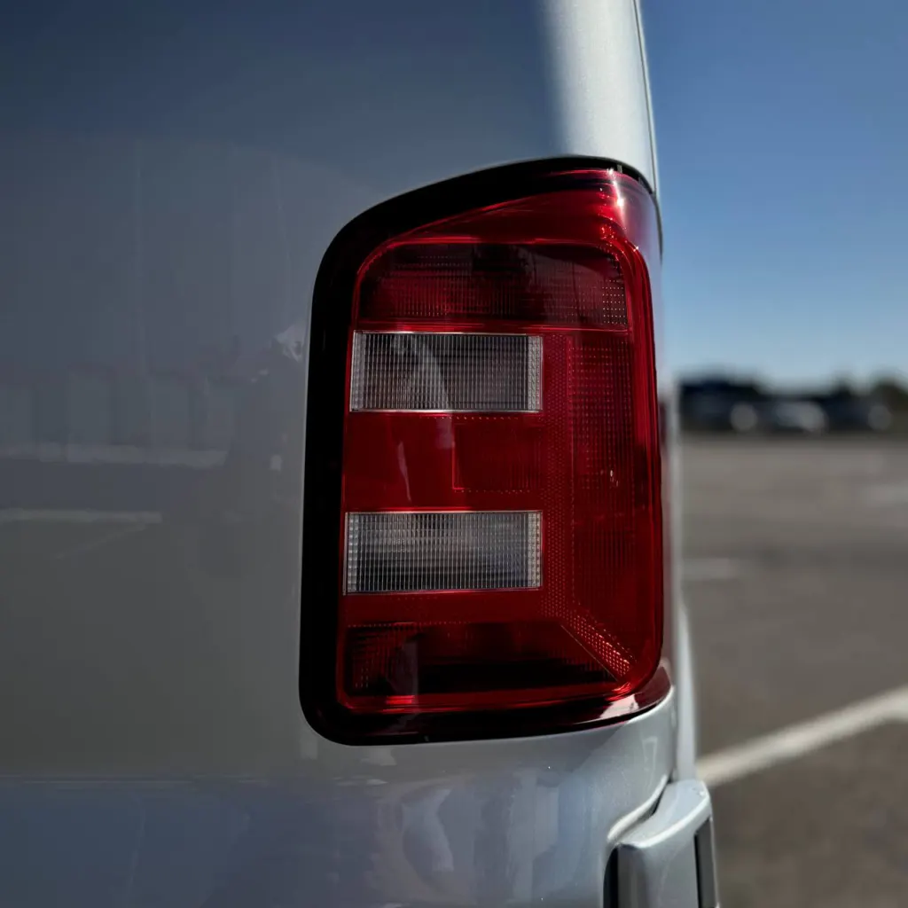 Volkswagen Transporter — фото 12