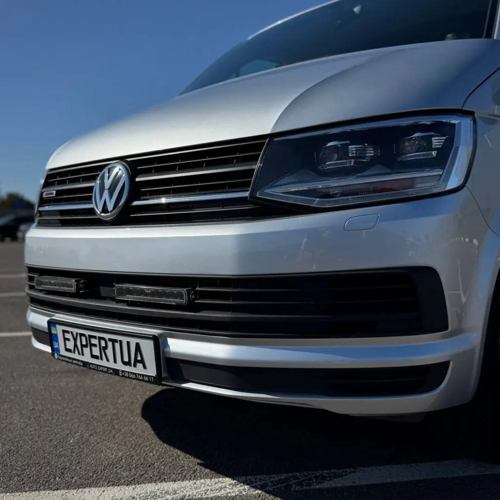 Volkswagen Transporter — фото 9