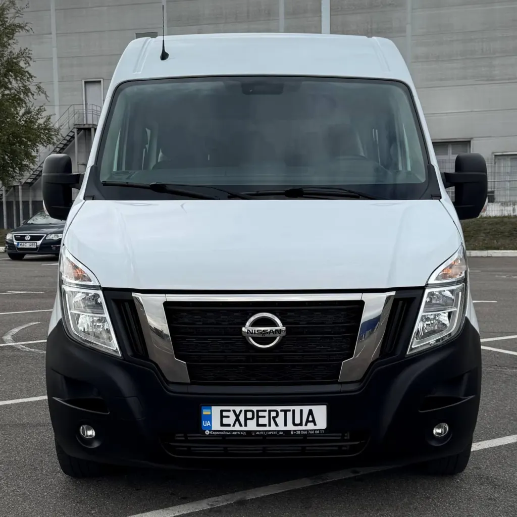 Nissan NV400 — фото 2